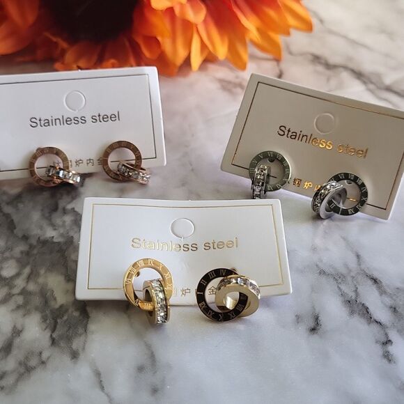 Round Letter Stainless Steel Plating Zircon Earrings - Picture 5 of 17